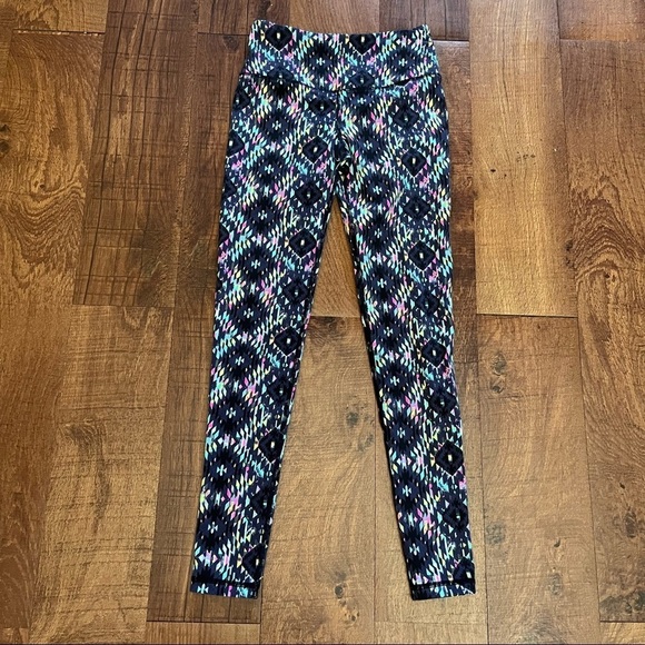 Victoria's Secret Pants - Victoria’s secret VSX sport leggings XS extra small full length hidden pocket